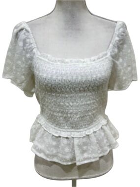 Astr the label January off White Smocked Peplum Square Neck blouse eyelet medium